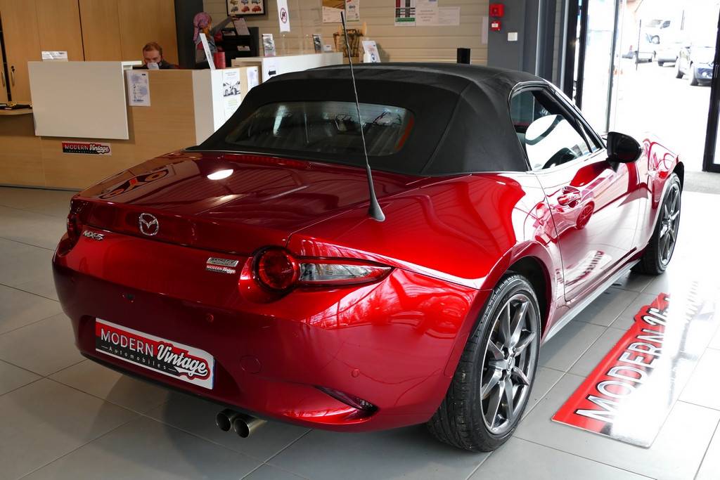 Mazda MX-5 Roadster ND 2.0 184 Selection Recaro 10