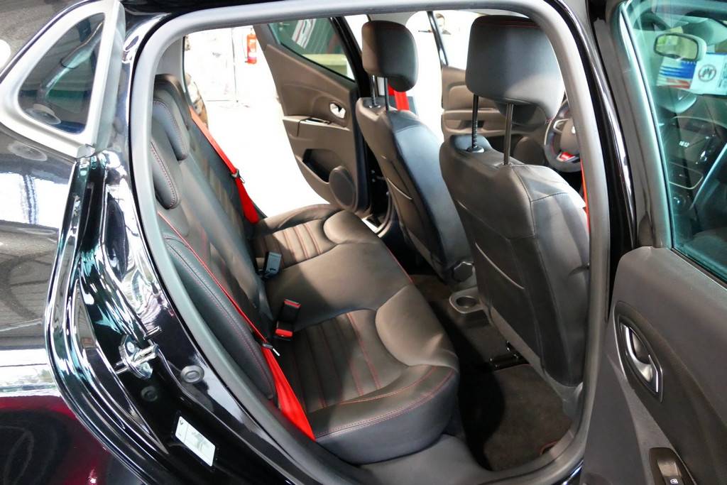 Renault Clio 4 RS18 Trophy 220 EDC 5