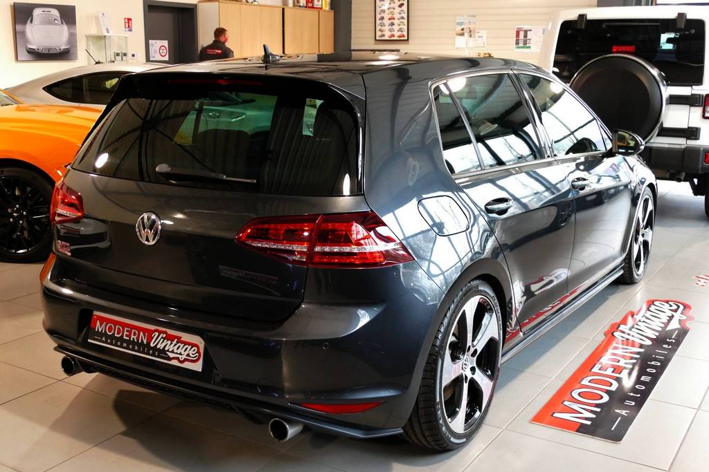 Volkswagen Golf VII GTI Performance 230cv 12