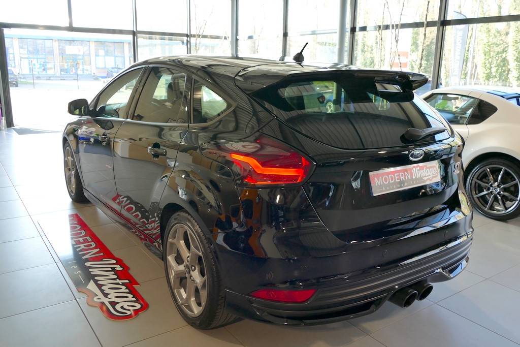 Ford Focus ST 2.0 Ecoboost 250cv 14