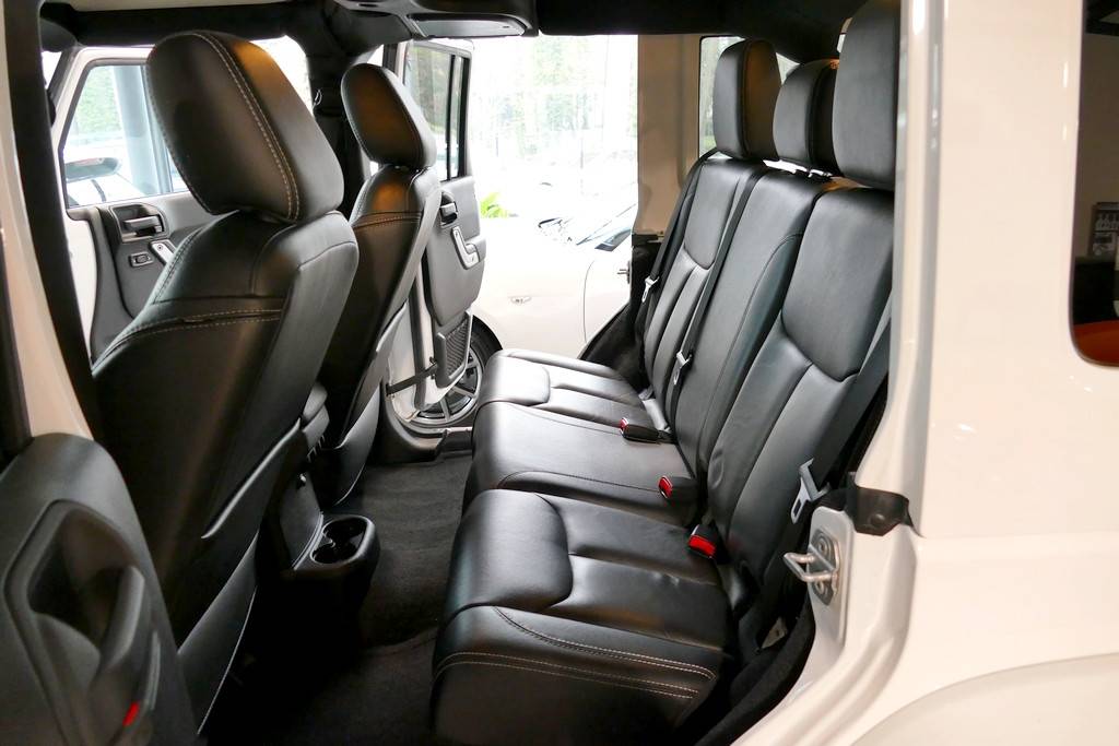 Jeep Wrangler Unlimited 2.8 CRD 200cv Sahara 17