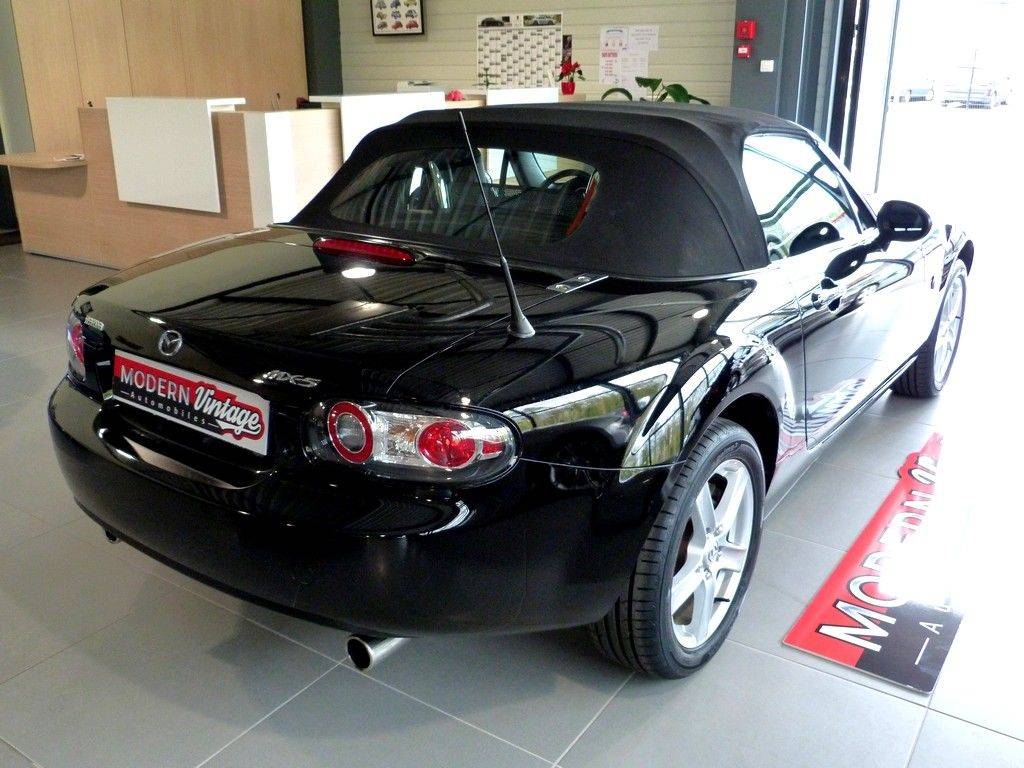 Mazda MX-5 Roadster 1.8 126cv Elegance 17