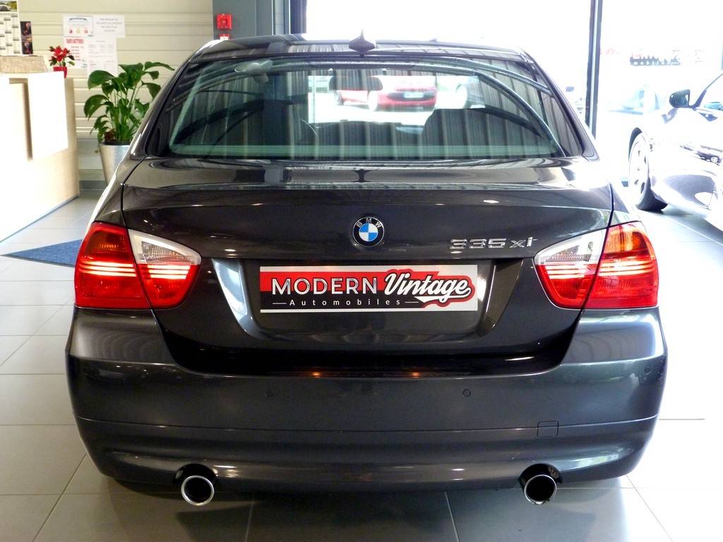 BMW 335xiA E90 306cv Pack Luxe 18