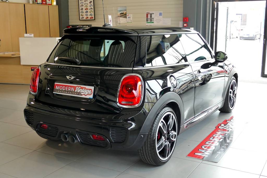 Mini Cooper John Cooper Works 231cv 16