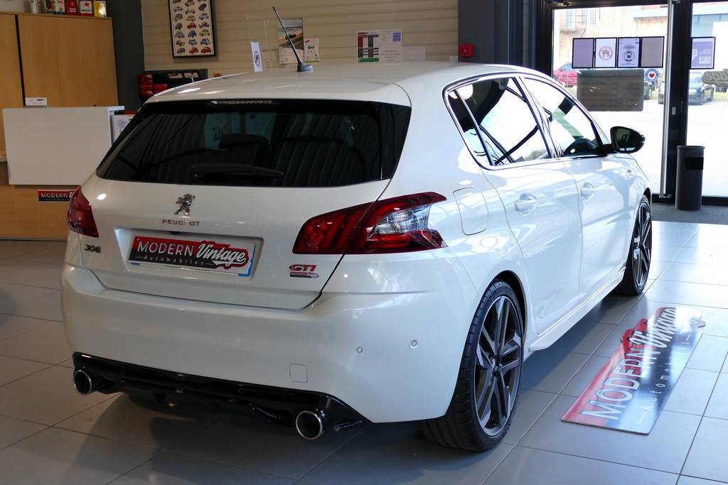 Peugeot 308 GTi 1.6 THP 272cv Facelift 16