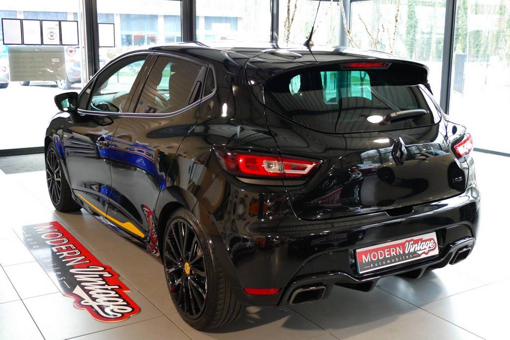 Renault Clio 4 RS18 Trophy 220 EDC 14