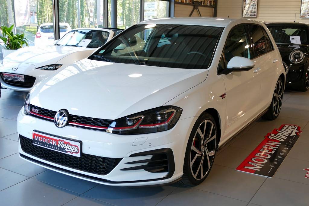 Volkswagen Golf VII GTI Performance 245 DSG Facelift 3