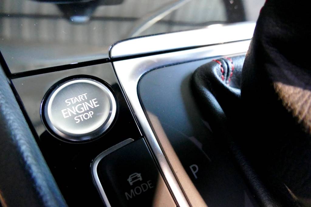 Volkswagen Golf VII GTI Performance 245 DSG Facelift 7