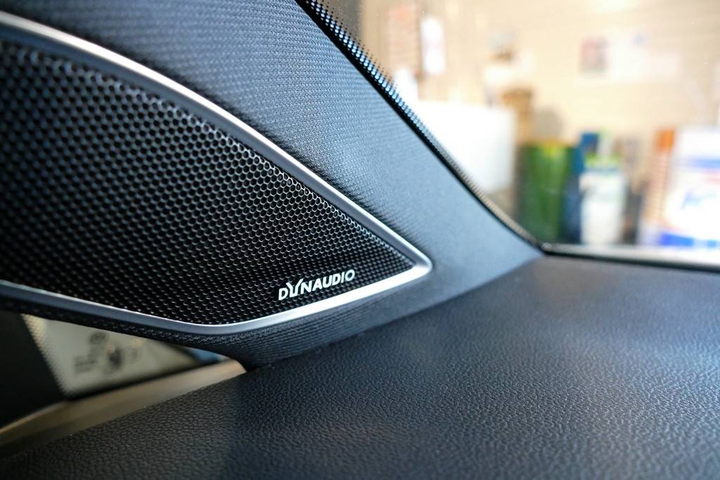 Volkswagen Golf VII GTI Performance 245 DSG Facelift 11