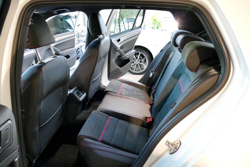 Volkswagen Golf VII GTI Performance 245 DSG Facelift 21