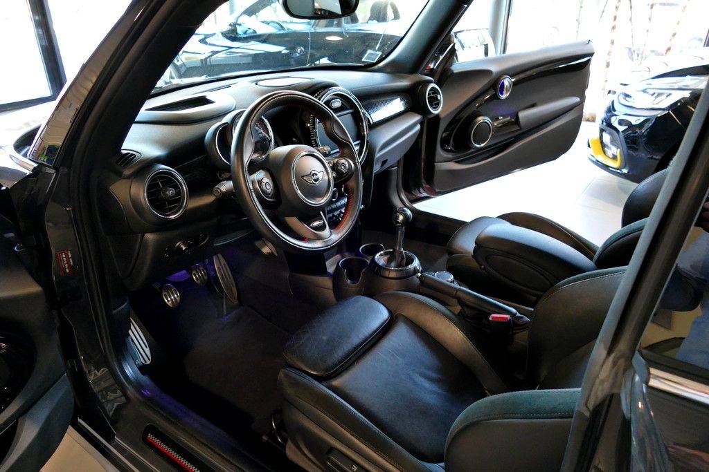 Mini Cooper John Cooper Works 231cv 17