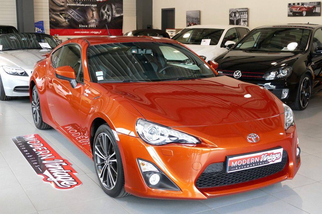 Toyota GT86 2.0 D-4S 200cv 16