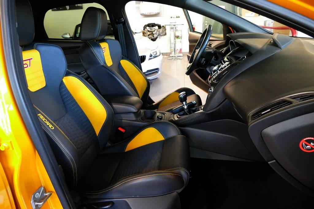 Ford Focus ST 2.0 Ecoboost 250cv 6