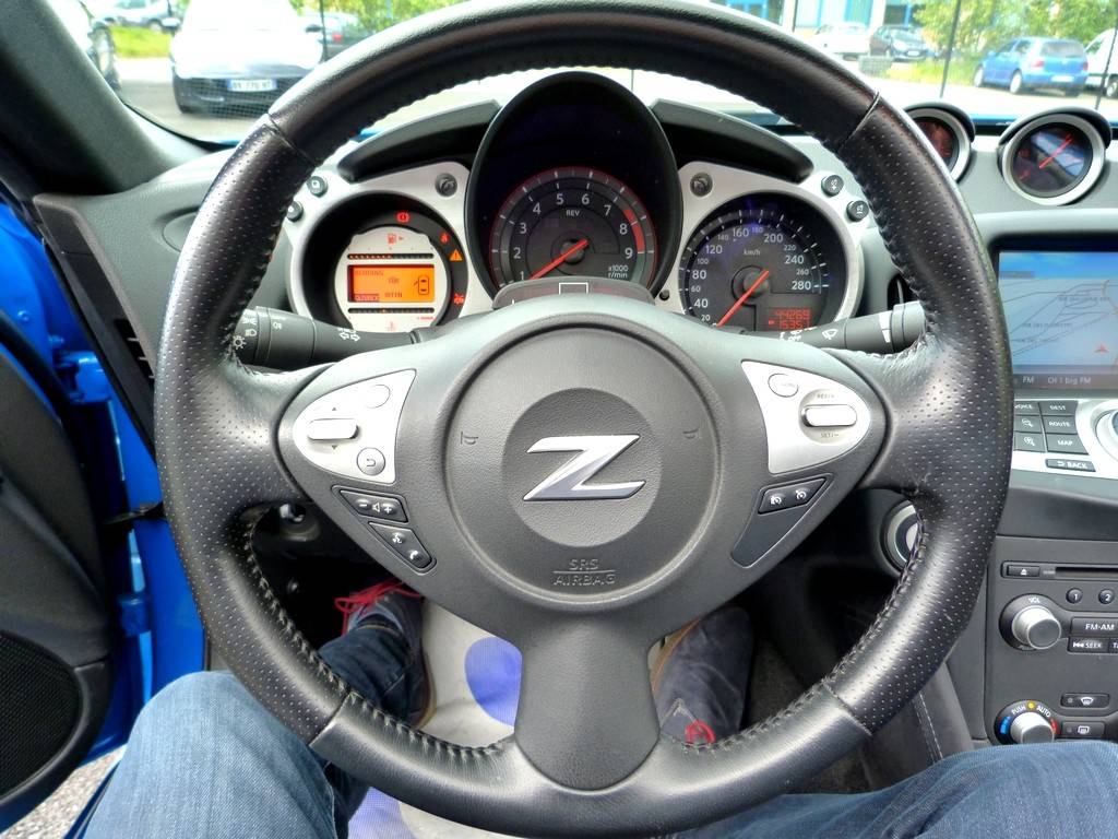 Nissan 370 Z Roadster 3.7 328cv 7
