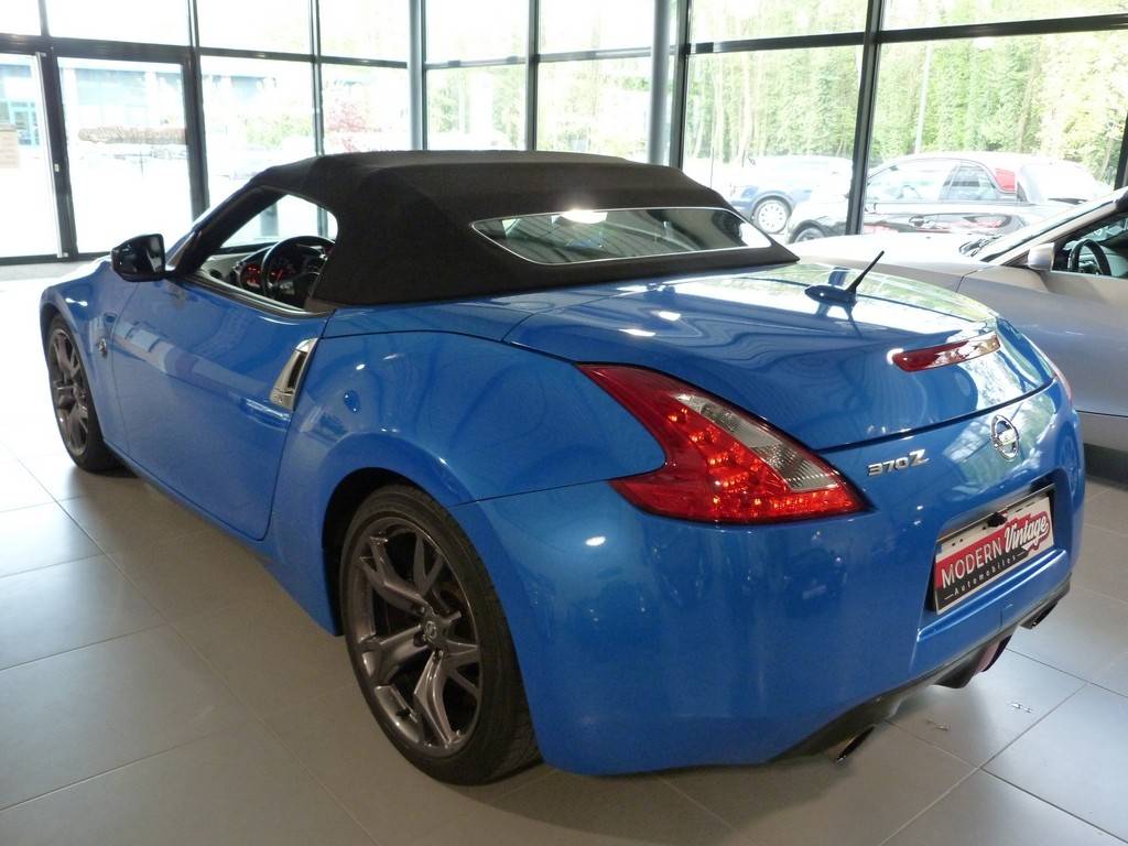 Nissan 370 Z Roadster 3.7 328cv 16