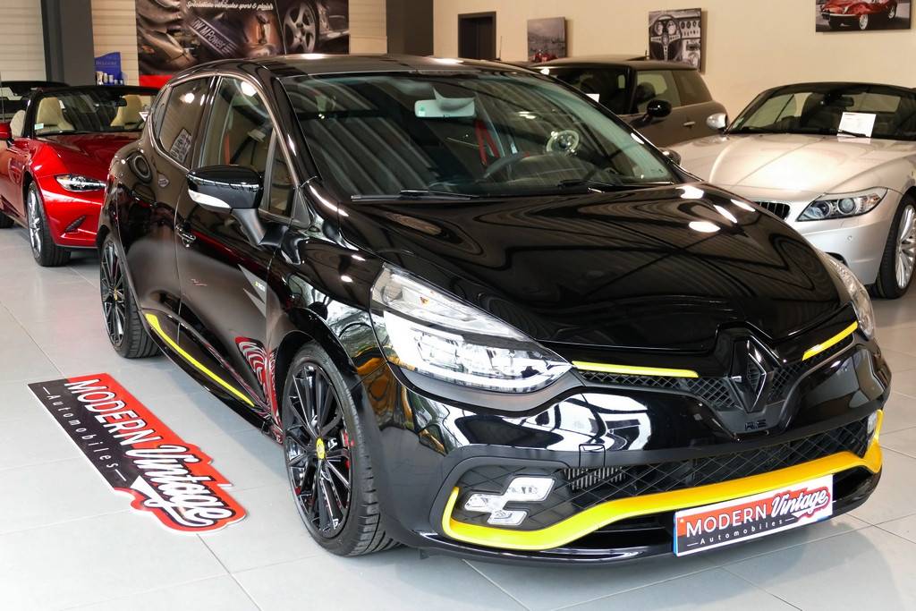 Renault Clio 4 RS18 Trophy 220 EDC 17