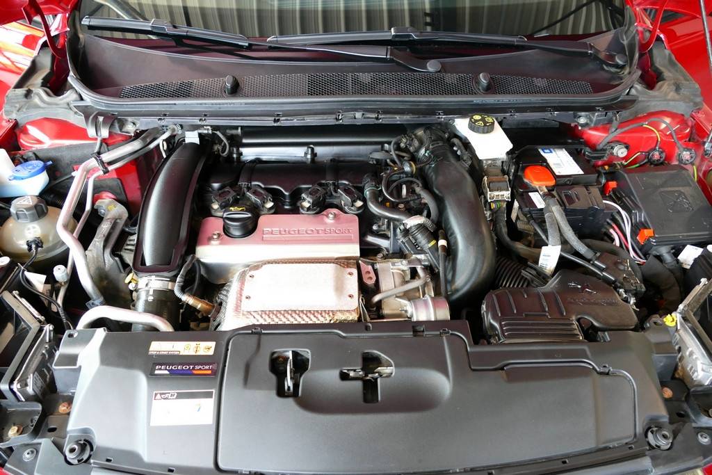 Peugeot 308 GTi 1.6 THP 272cv Coupe franche! 13