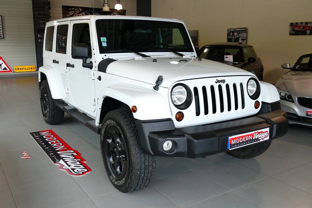 Jeep Wrangler Unlimited 2.8 CRD 200cv Sahara 14