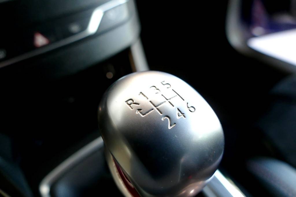 Peugeot 308 GTi 1.6 THP 272cv Facelift 9