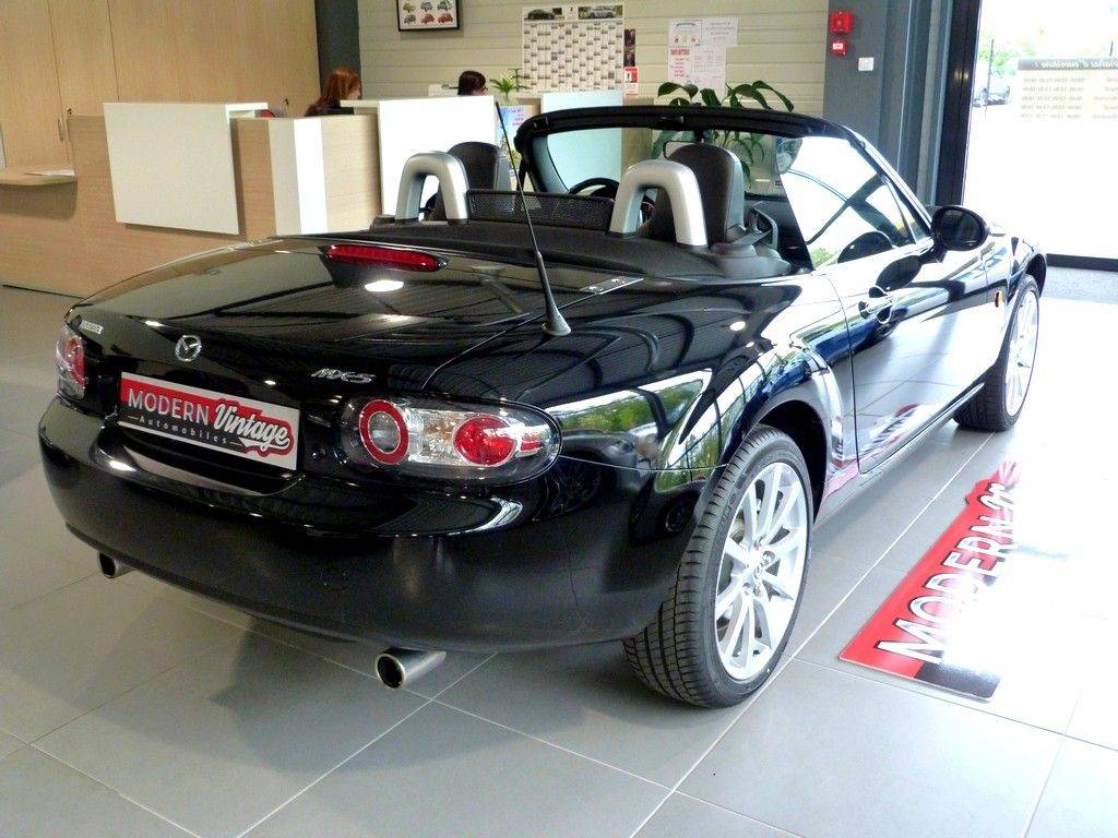 Mazda MX-5 2.0 160 Roadster 10