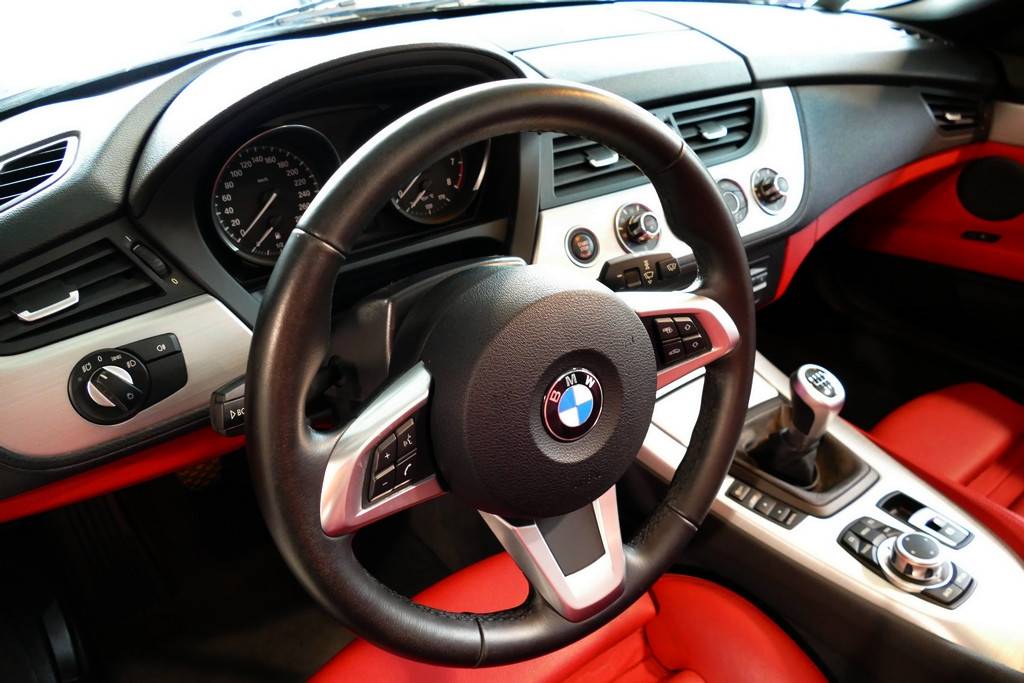 BMW Z4 sDrive 23i 204cv 21