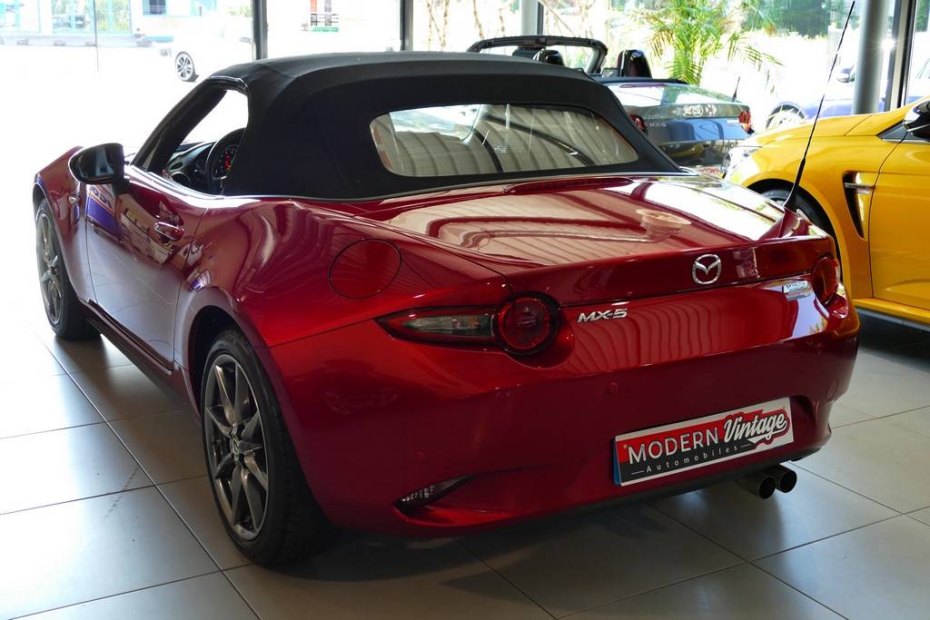 Mazda MX-5 Roadster ND 2.0 184 Selection 12