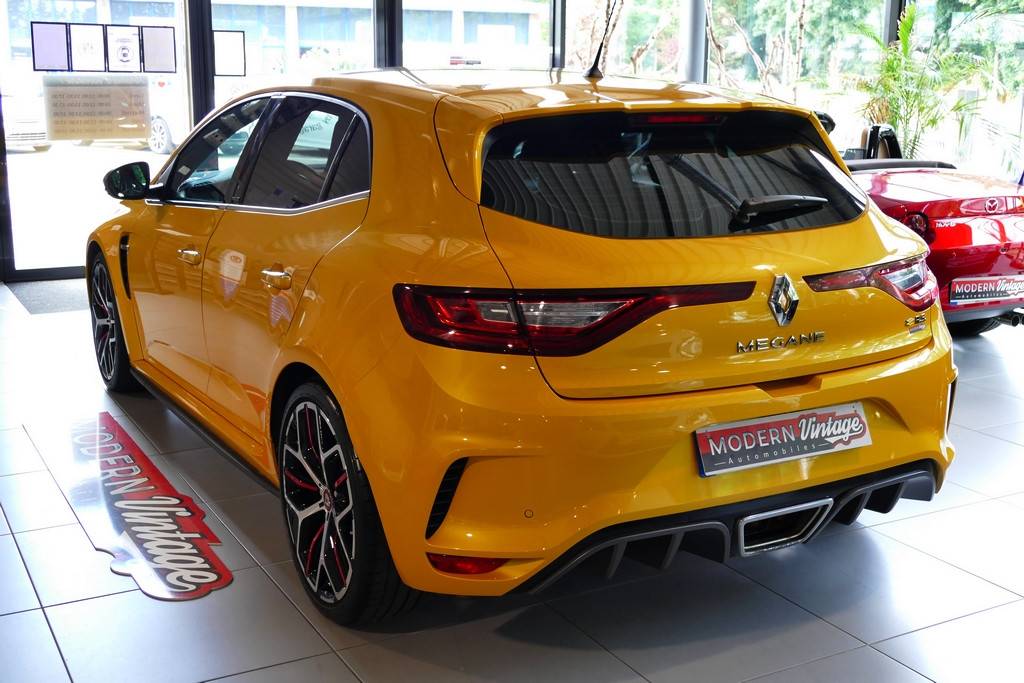 Renault Megane RS Trophy 1.8 TCE 300cv EDC 12