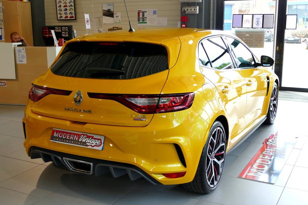 Renault Megane RS Trophy 1.8 TCE 300cv EDC 13