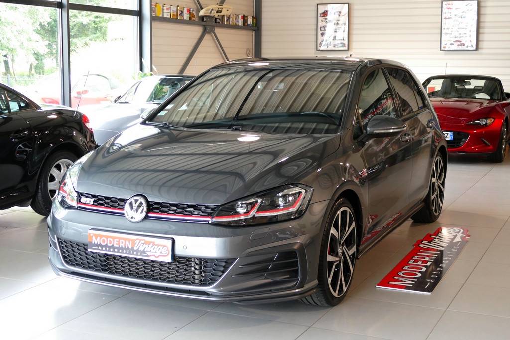 Volkswagen Golf VII GTI Performance 245 DSG Facelift 3