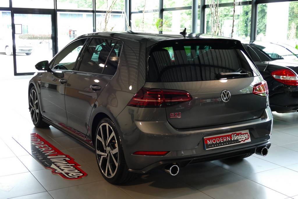 Volkswagen Golf VII GTI Performance 245 DSG Facelift 14