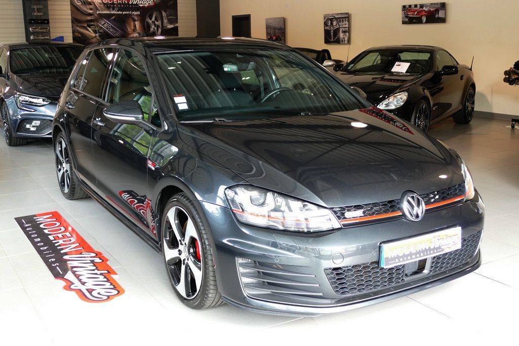 Volkswagen Golf VII GTI Performance 230cv DSG 15