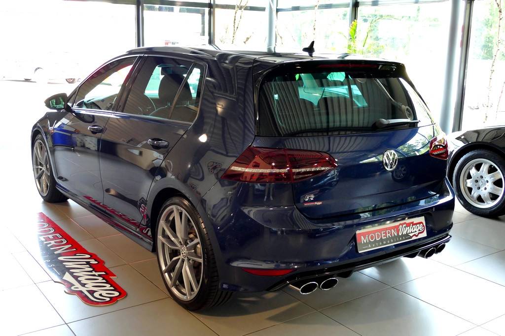 Volkswagen Golf VII R 300cv DSG 4Motion 12