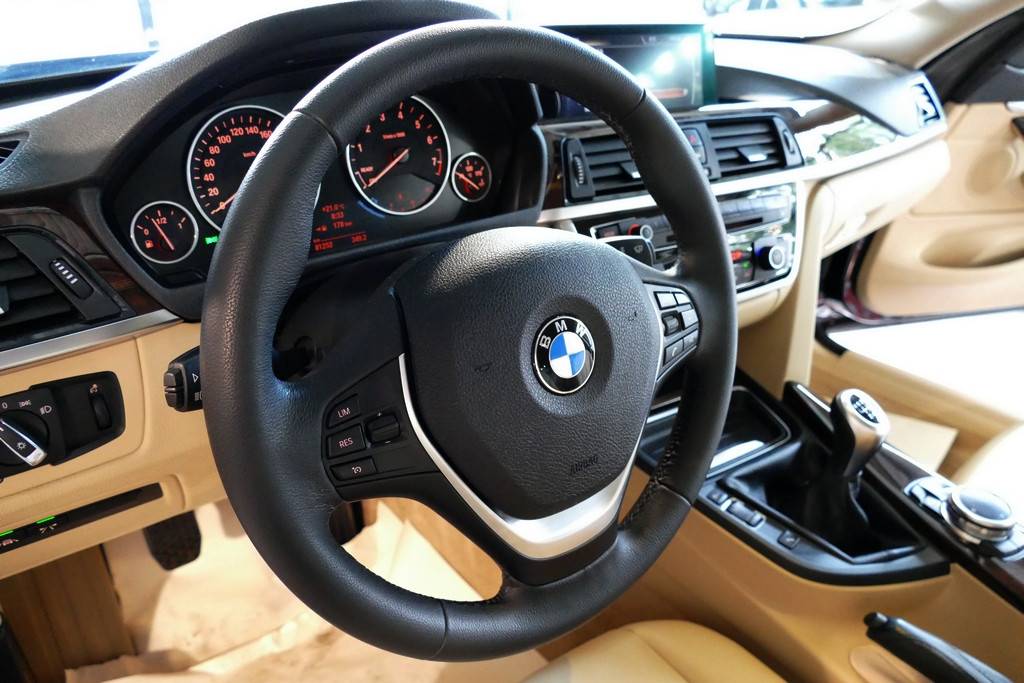 BMW Série 4 428i Coupe 245cv Luxury 5