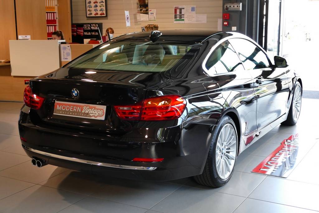 BMW Série 4 428i Coupe 245cv Luxury 15