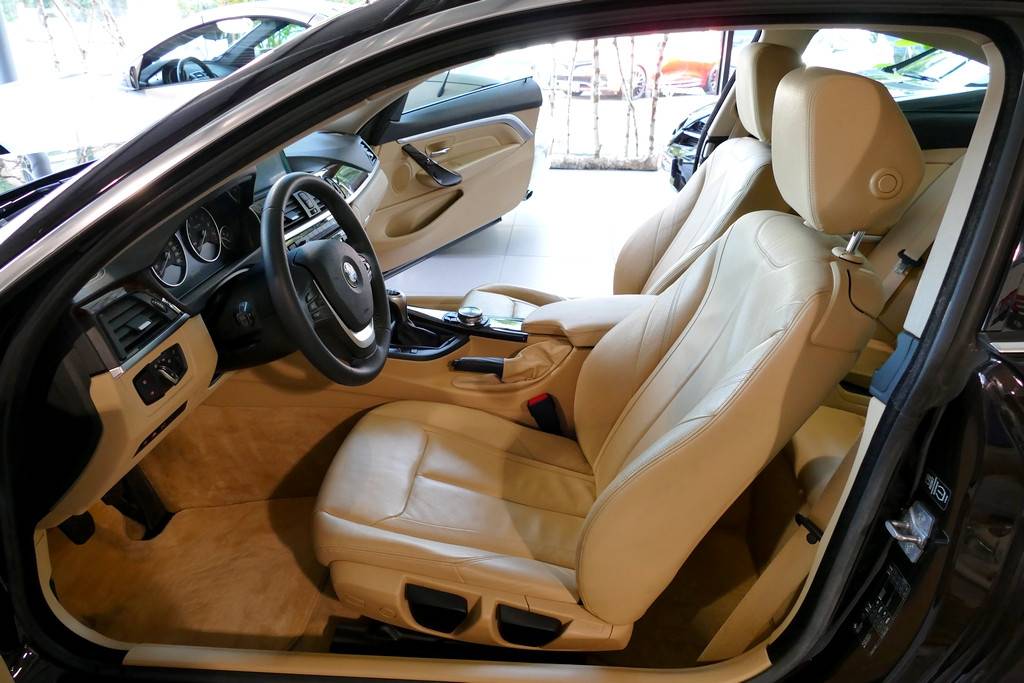 BMW Série 4 428i Coupe 245cv Luxury 19