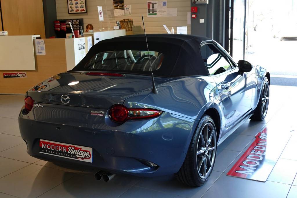 Mazda MX-5 Roadster ND 2.0 184 Selection Recaro 13