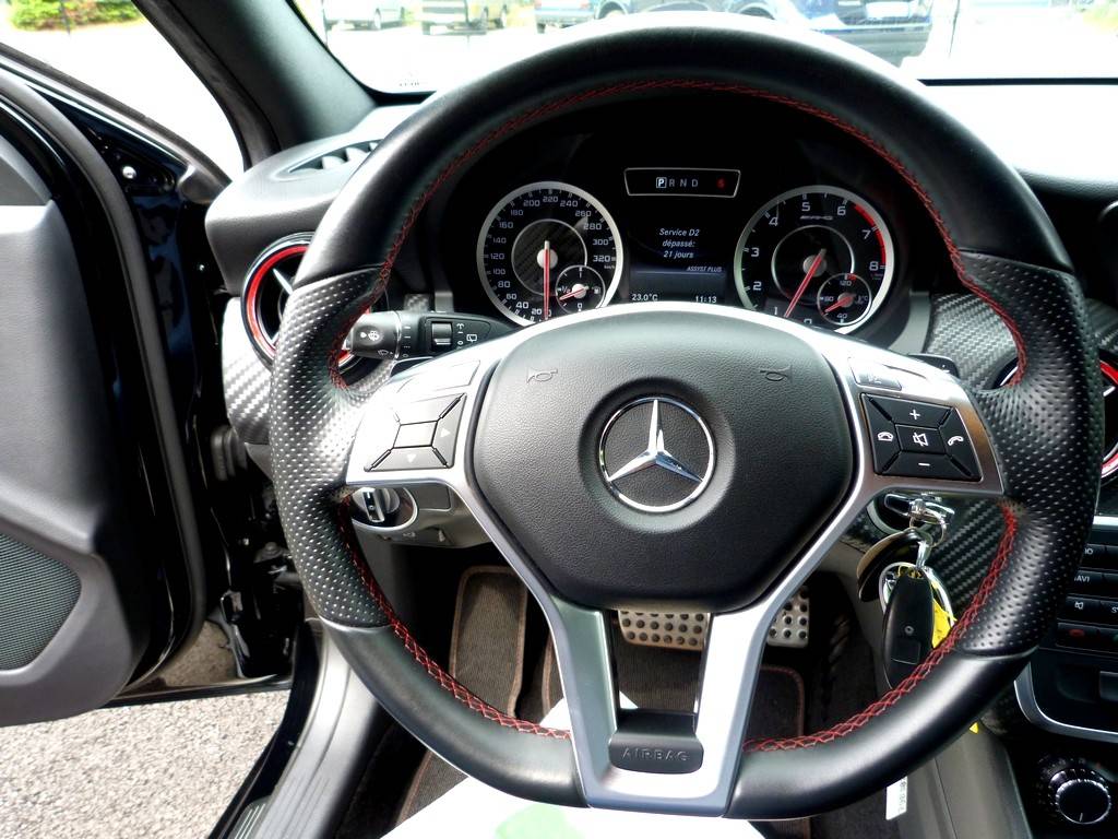 Mercedes-Benz A45 AMG 4MATIC 6