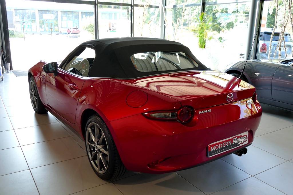 Mazda MX-5 Roadster ND 2.0 160 Selection Recaro 10