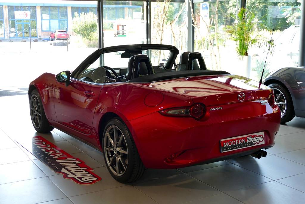 Mazda MX-5 Roadster ND 2.0 160 Selection Recaro 13