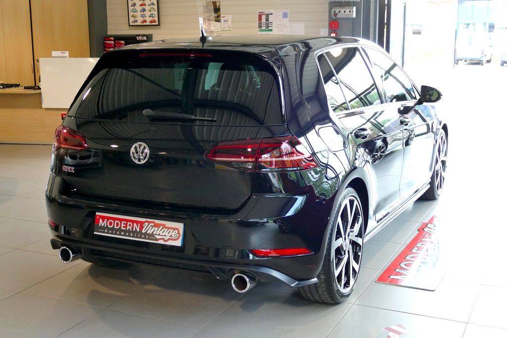 Volkswagen Golf VII GTI Performance 245 DSG Facelift 13