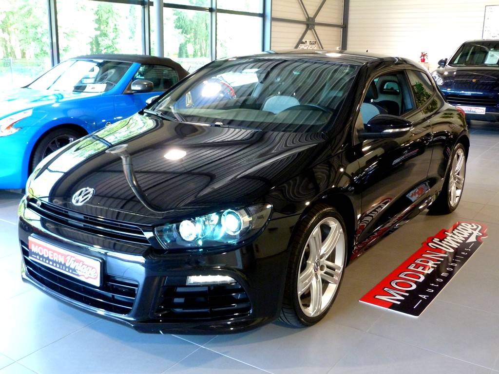 Volkswagen Scirocco R 2.0 TSI 265 3