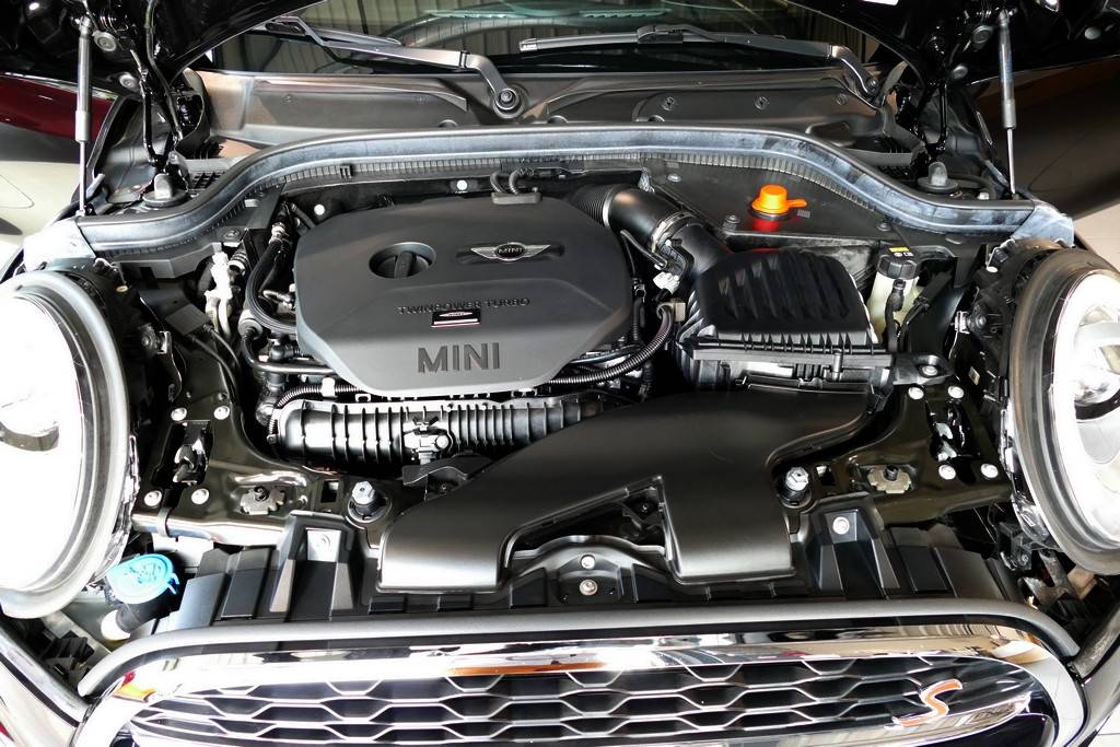 Mini Cooper S 211 John Cooper Works Edition 16