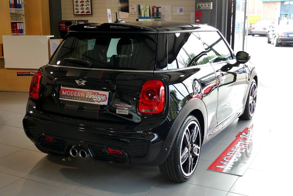 Mini Cooper S 211 John Cooper Works Edition 21