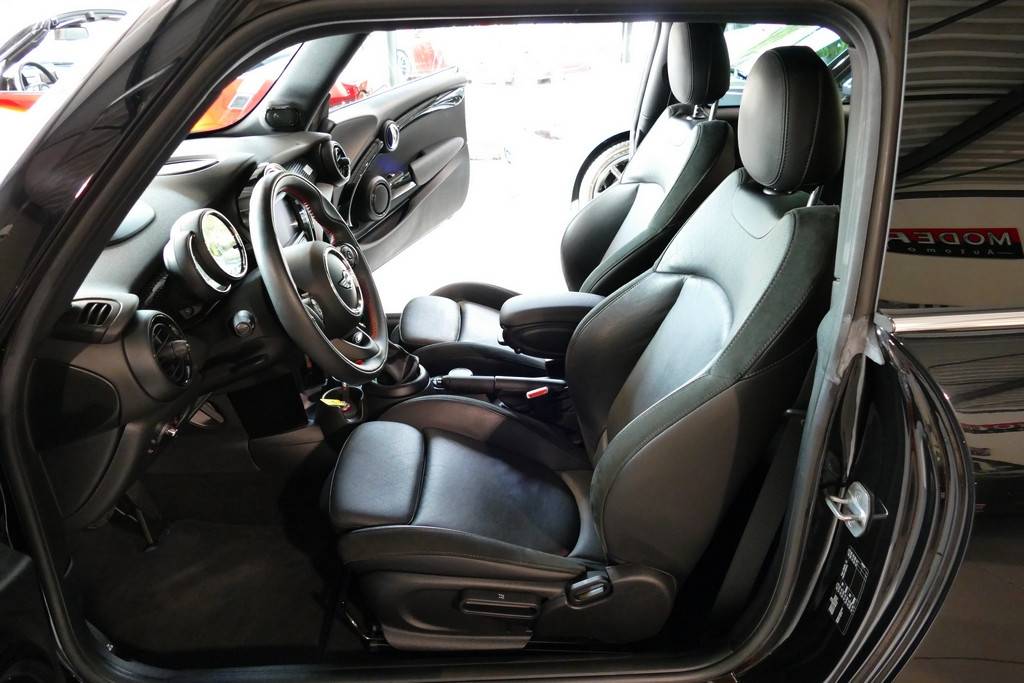 Mini Cooper S 211 John Cooper Works Edition 25