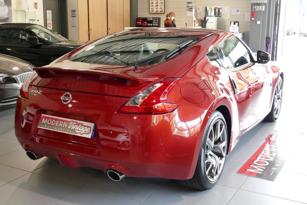 Nissan 370Z Coupe 3.7 V6 328cv Pack 15