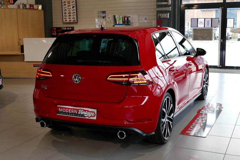 Volkswagen Golf VII GTI Performance 245 DSG Facelift 15