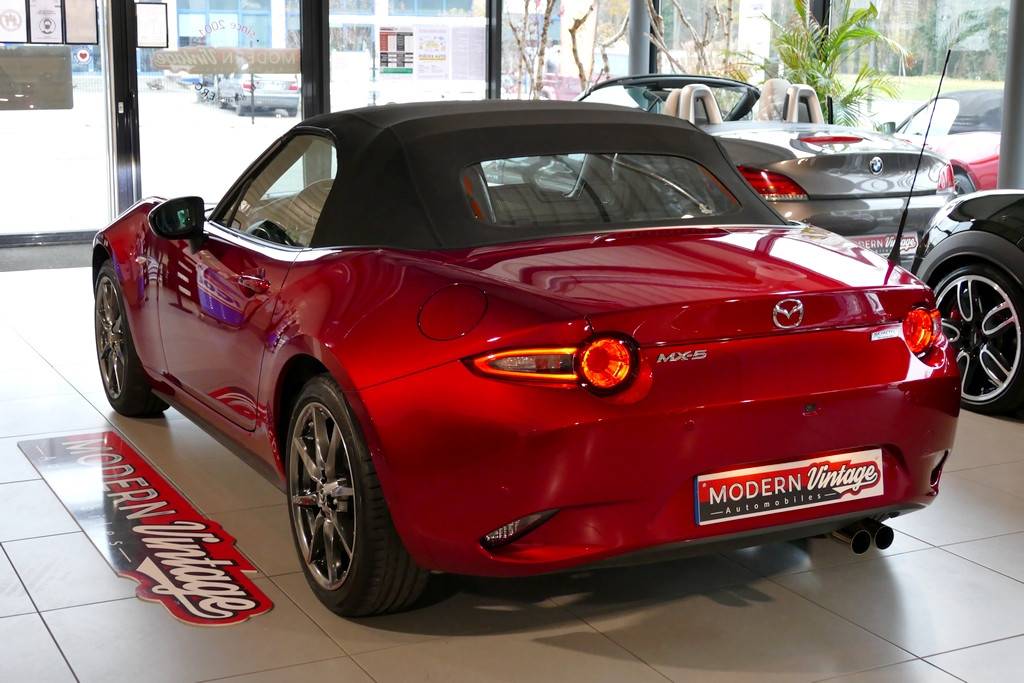 Mazda MX-5 Roadster ND 2.0 184 Selection Recaro 14