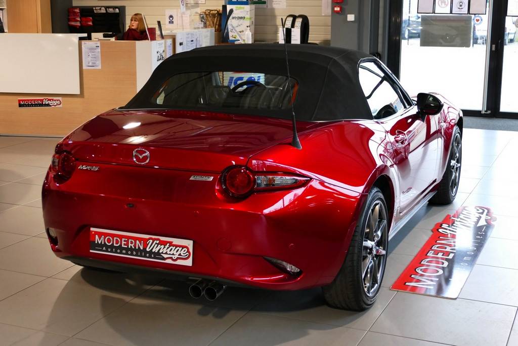 Mazda MX-5 Roadster ND 2.0 184 Selection Recaro 16