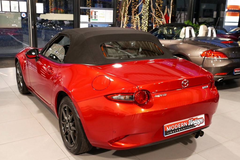 Mazda MX-5 Roadster ND 1.5 131cv Selection 6