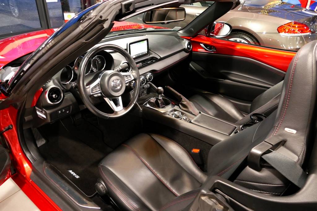 Mazda MX-5 Roadster ND 1.5 131cv Selection 12